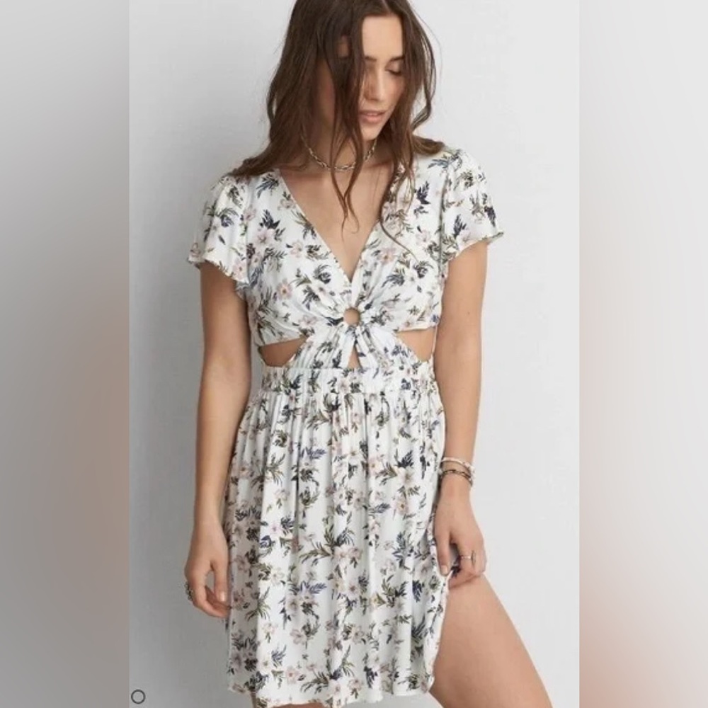 Beautiful dress by American Eagle Outfitters